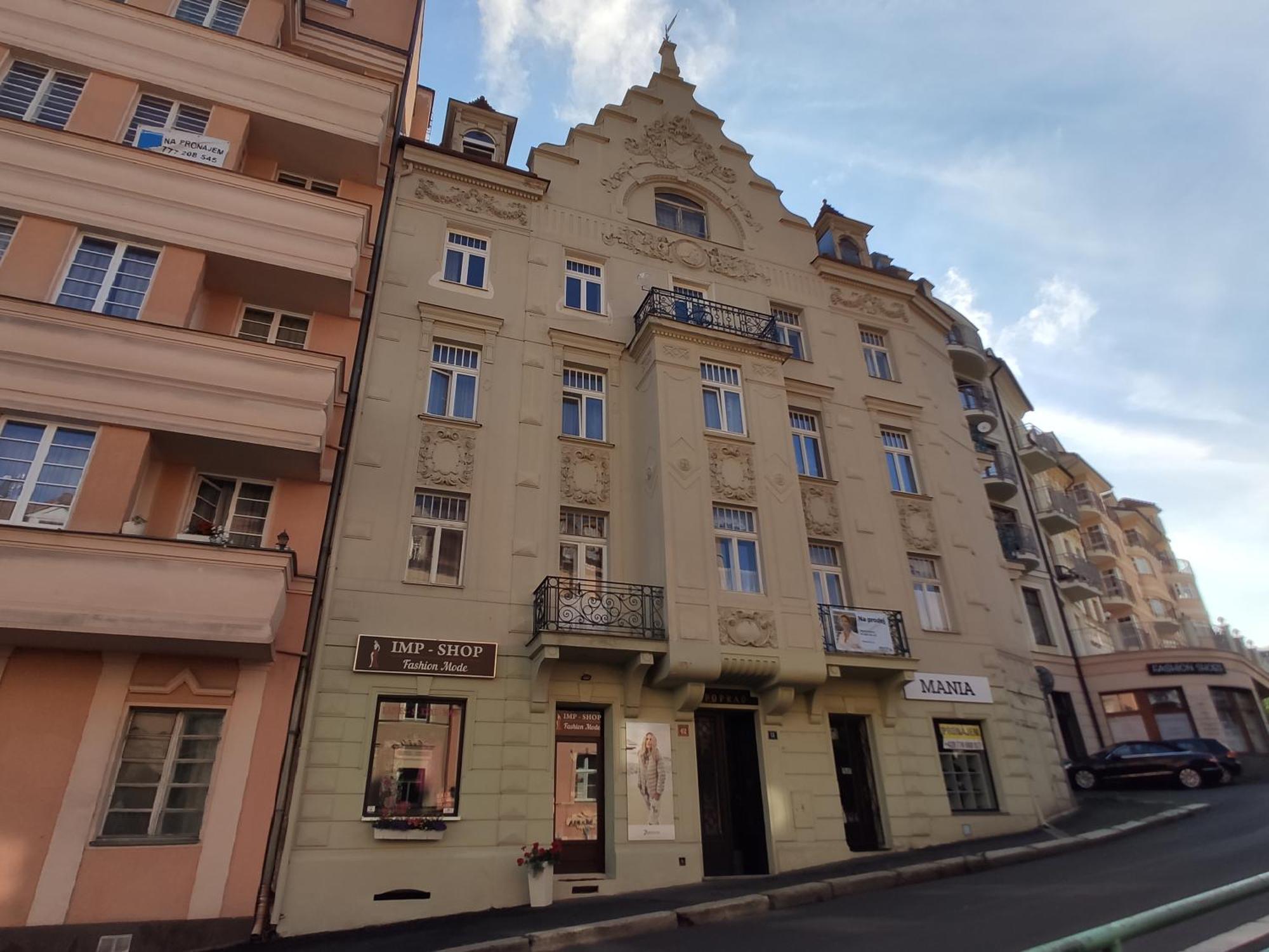 Apartman 63M2 S Balkonem V Lazenskem Centru カルロヴィ・ヴァリ エクステリア 写真
